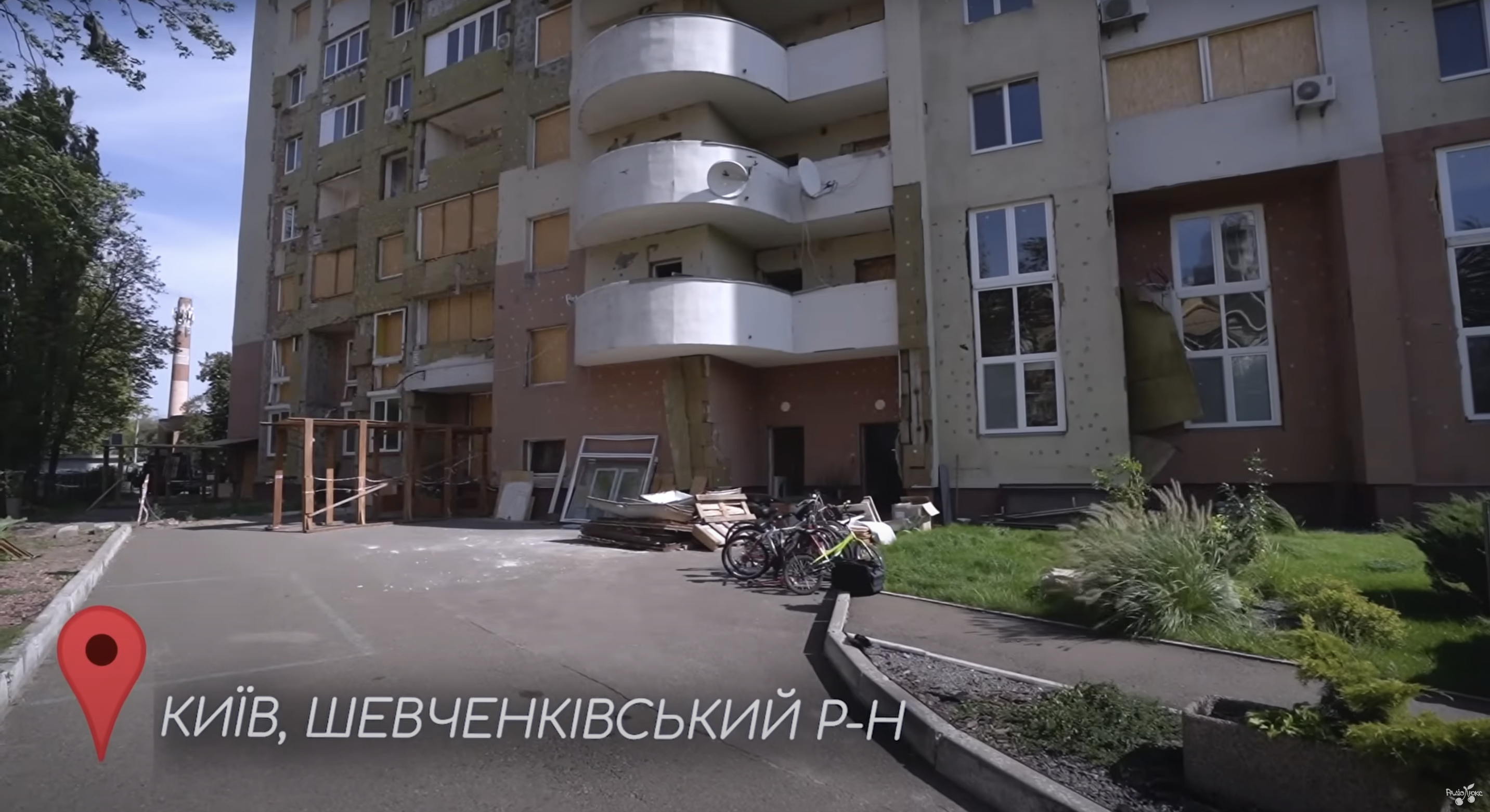 Елена Тополя провела тур по квартире, пострадавшей от обстрела: как выглядит жилье сейчас